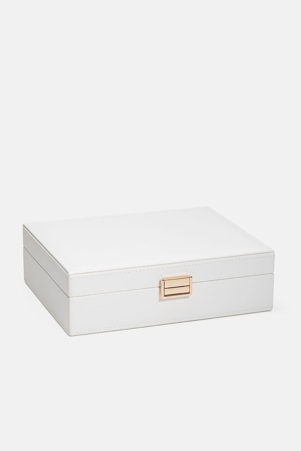 Klassinen valkoinen korurasia